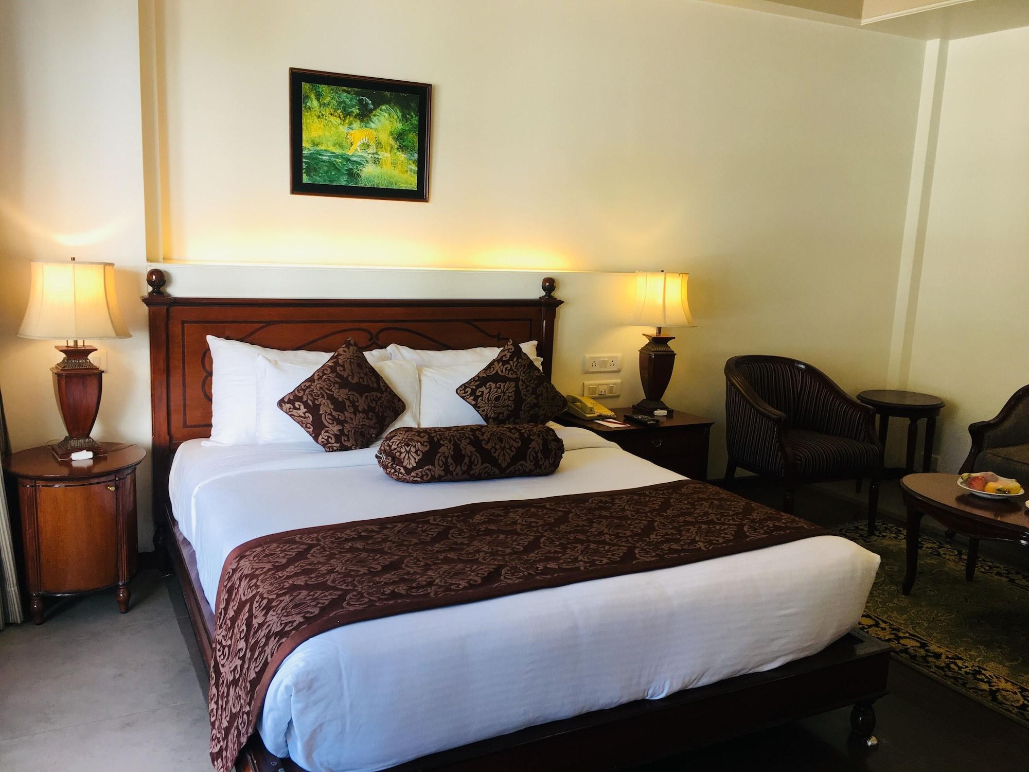 The Manu Maharani Hotel Nainital Bagian luar foto
