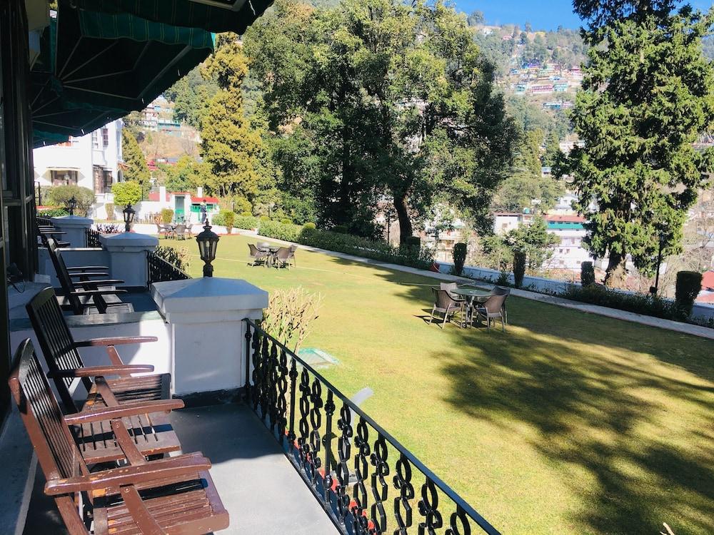 The Manu Maharani Hotel Nainital Bagian luar foto