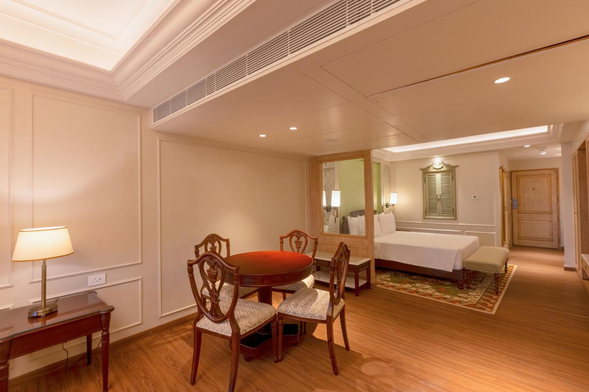 The Manu Maharani Hotel Nainital Bagian luar foto