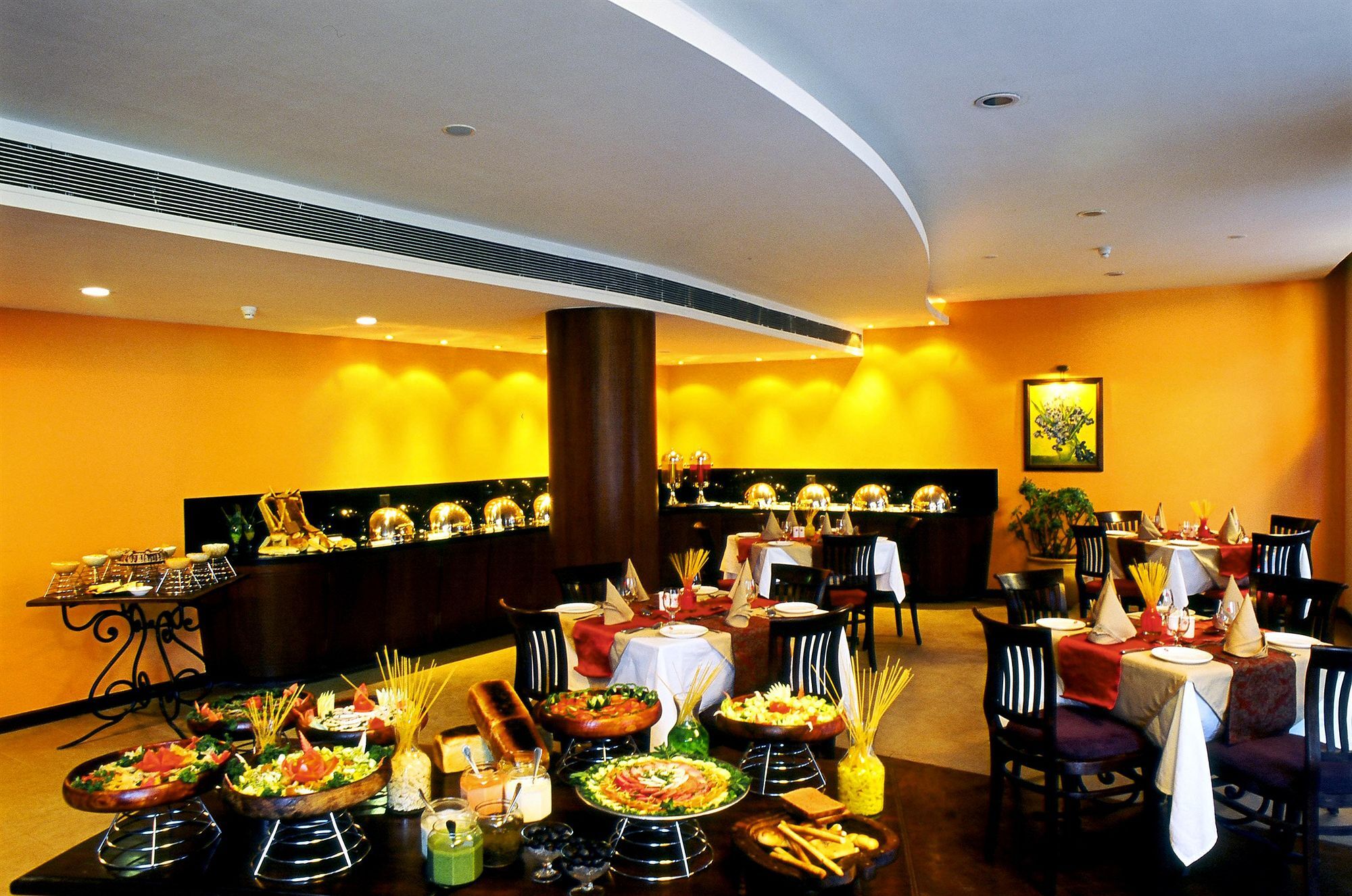 The Manu Maharani Hotel Nainital Bagian luar foto