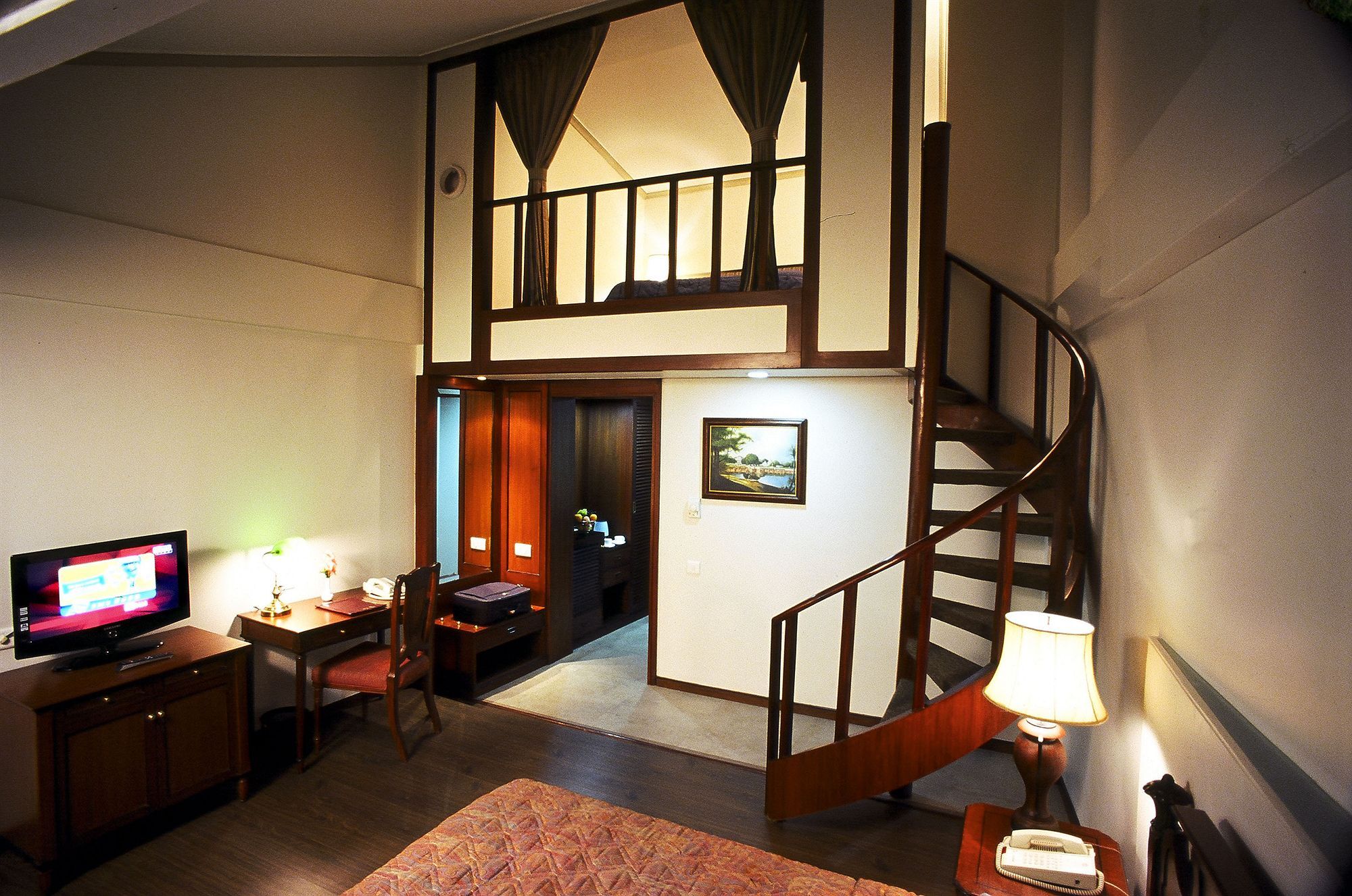 The Manu Maharani Hotel Nainital Bagian luar foto